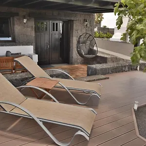 https://cabaa-la-higuera.in-canary-islands.com